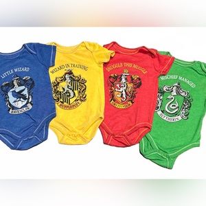 Harry Potter Hogwarts Baby 4 Pack Short Sleeve Onesies Bodysuits 12 Months